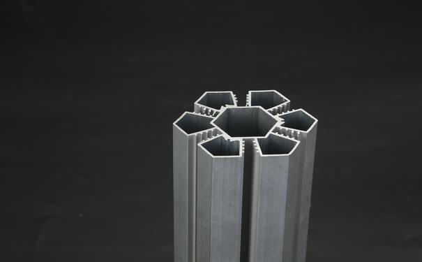 铝挤压技术生产的挤压型材 铝挤压技术生产的挤压型材