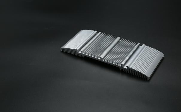 麻豆精品一区二区三区AV沈娜娜电子散热器