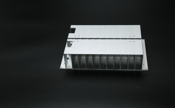 LED散热器麻豆精品一区二区三区AV沈娜娜